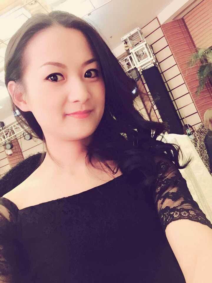 Account Director 刘敏 Plum Liu